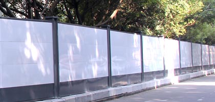 簡易新型鋼結構工地施工圍擋最新款展示，深圳市大通建設發展有限公司鋼結構圍擋生產廠家